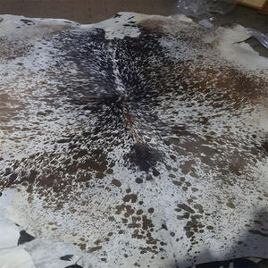 Tapis en cuir de vachette naturel, véritable peau à poils, pour la décoration intérieure, la sellerie, les projets de bricolage et les tapis de sol en cuir véritable - Product Image 1