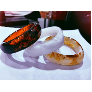 Bracelets en résine au design élégant, légers et aux couleurs vibrantes, pour la mode féminine et l'usage quotidien, pour l'exportation en gros - Product Image 4