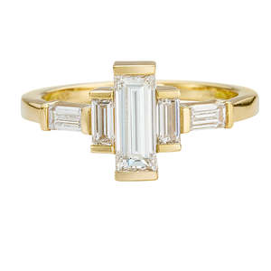 Anillo de Compromiso con Diamante Cultivado en Laboratorio, Corte Esmeralda, 3 Quilates, Oro Sólido de 18K, Estilo Clásico, Joyería Unisex, Certificado IGI - Product Image 1