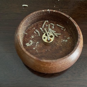 Support à encens miniature en bois, artisanal, écologique, portable, diffuseur d'aromathérapie pour le yoga, le bureau et les voyages - Product Image 4