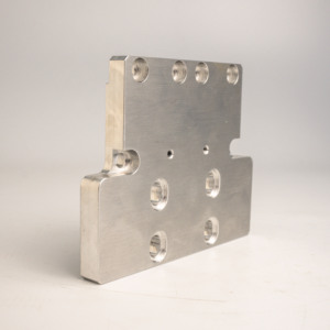Componente de Subplaca de Montaje con Orificios Circulares de Acero Inoxidable, Mecanizado CNC de Precisión Personalizado AMT VINA, ODM - Product Image 3