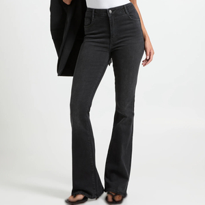 Jeans de mezclilla rectos de cintura media para mujer, elásticos, transpirables, de algodón, con lazo, producción de fábrica, exportación al por mayor - Product Image 2