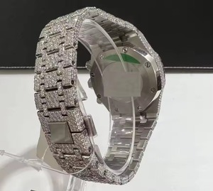Montre chronographe de luxe pour homme, entièrement sertie de diamants, style hip-hop, mouvement mécanique en acier inoxydable, verre saphir, boîtier polygonal de 43 mm - Product Image 2