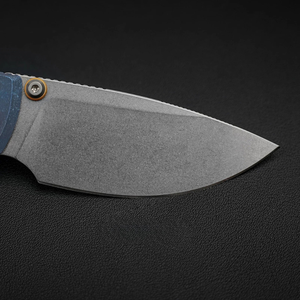 Navajas plegables con mango acanalado azul, hoja de punta caída con acabado stonewashed plateado, pomo de pulgar y orificio para cordón, para uso diario y actividades al aire libre - Product Image 5