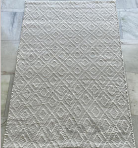 Prix fabricant direct usine – Tapis d'intérieur/extérieur 100 % polyester, technique de tissage artisanal pour la maison et les paillassons. - Product Image 3