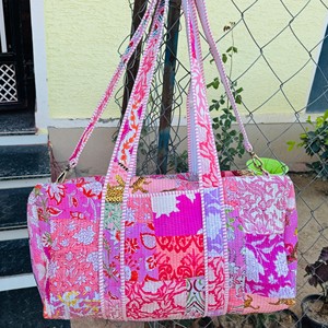 Pink Floral <b>Patchwork</b> Duffel <b>Bag</b> Large Capacity Zipper Closure Weekender Travel <b>Bag</b> Textile Material - Product Image 1