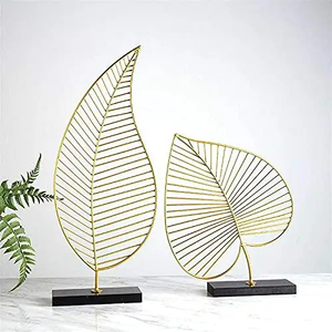 Escultura de Hoja de Hierro Metálico para Decoración del Hogar con Base de Madera, Pieza de Arte Moderna para Mesa, Adorno de Hoja para Sala de Estar u Oficina - Product Image 3