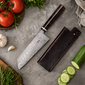 Couteau Santoku artisanal UMAR FAROOQ, lame en acier Damas de 3,0 mm d'épaisseur, manche en bois moderne, étui en cuir, écologique, 7 - Product Image 1
