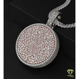 Collar con colgante de racimo redondo de diamante moissanita personalizado en plata de ley colgante circular de diamante moissanita helado de lujo - Product Image 4