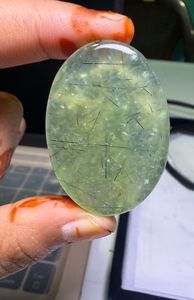 ขายส่งพลอยเพรฮไนต์ธรรมชาติทรงคาโบชองสีเขียว พร้อมราคาและเครื่องประดับ - Product Image 3