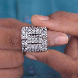 Anillo de compromiso Big Iced para hombre, estilo hip hop, con diseño de racimo, personalizado, estilo rapero, de plata de ley 925 chapada en rodio, con engaste de garras - Product Image 3