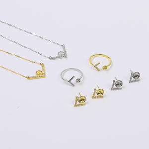 Juego de Accesorios de Plata S925 en Forma de V para DIY con Perlas, Nuevo Juego de 10 Piezas para Pendientes, Anillos, Collares, Colgantes, Cadenas, Base Vacía, Joyería de Moda - Product Image 1