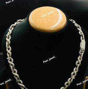 Collar de Cadena con Diamantes Clásico Más Vendido, con Piedras de Alto Brillo, Pieza de Joyería Atemporal para Moda Unisex, Disponible para la Venta - Product Image 3