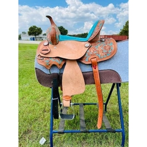 Selle de cheval en cuir faite à la main, selle d'équitation western haut de gamme, équipement équestre personnalisé avec coutures robustes et rembourrage confortable - Product Image 5