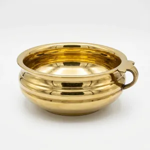 Bol Urli en laiton poli, récipient de service vintage en métal avec poignées, durable, pour présentation alimentaire, Robin Export Company, fait main, 1,200 kg - Product Image 1