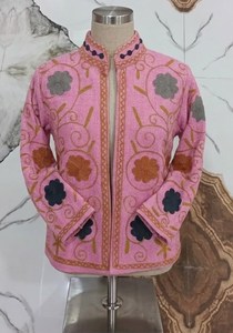Chaqueta Suzani de Algodón Hecha a Mano para Mujer, Bordado Artesanal Floral, Fabricante Mayorista, Ropa de Boutique - Product Image 2