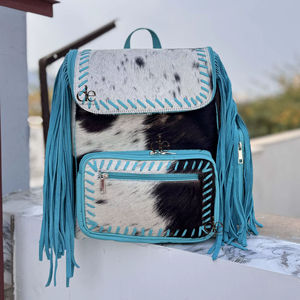 Mochila de Cuero con Flecos de Piel de Vaca, Color Turquesa, Unisex, Hermosa Mochila de Diseño Hecha a Mano, Multiusos - Product Image 1