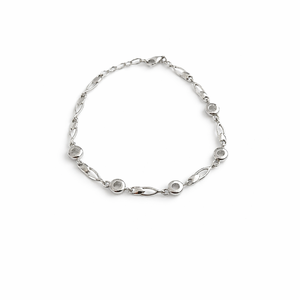 Pulsera de Diseño Geométrico con Círculos Entrelazados, Moderna, Minimalista y Elegante, Joyería para Mujer, Regalo - Product Image 1