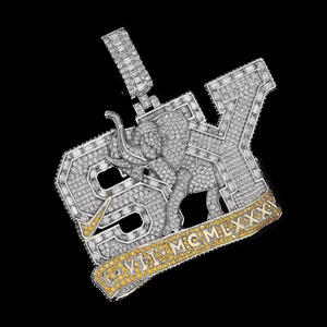 Pendentif Unisexe Hip Hop Lettre Éléphant Trisha Jewels en Argent Sterling 925 Plaqué Or, Certifié GIA, Sertissage Baguette, Personnalisé - Product Image 1