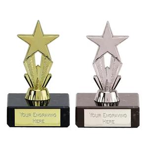 Copa de Trofeo de Metal Chapada en Oro de Alta Demanda para Ceremonias de Campeonatos Deportivos Internacionales, Disponible para Suministro Mundial - Product Image 1