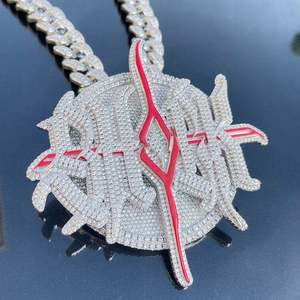 Pendentif personnalisé haut de gamme en moissanite ronde VVS, serti de diamants, en argent sterling 925, avec lettre émaillée, luminescence nocturne, bijoux hip-hop scintillants - Product Image 3