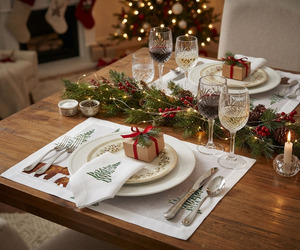 Ensemble de nappes et de serviettes de table en lin de luxe personnalisables, lavables en machine, avec motif d'arbre de Noël et d'ours brodés, pour la maison, le restaurant, les fêtes - Product Image 4