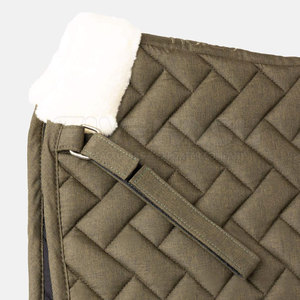 Tapis de selle pour cheval de qualité supérieure, amortissant les chocs, rembourrage doux, ajustement confortable, pour l'équitation, l'entraînement et l'utilisation en extérieur - Product Image 2