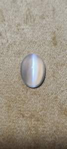 Piedra preciosa ovalada de ojo de gato de piedra lunar blanca natural - Product Image 2