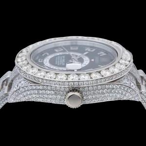 นาฬิกาข้อมือแฟชั่นหรูหราสำหรับผู้ชาย ดีไซน์หน้าปัดสีน้ำเงินทันสมัย ประดับเพชร กันน้ำได้ 100 บาร์ ตัวเรือนสแตนเลสสตีล เหมาะสำหรับนักดำน้ำ - Product Image 4