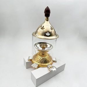 Lámpara de aceite Akhand Diya de latón con chimenea de vidrio, base decorativa de tortuga, lámpara Jyot tradicional - Product Image 2