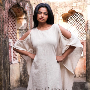 Elegant Handwoven Off-<b>White</b> Khadi Cotton Kaftan Dress for Women featuring Trendy Cold-Shoulder Cutouts Boho-Chic Kimono Sleeves - Product Image 2
