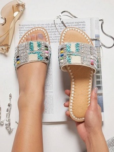 Nouvelles chaussures confortables à enfiler, finition texturée en lin de qualité supérieure, couleur personnalisée, broderie géométrique moderne, perles, pour femmes - Product Image 4