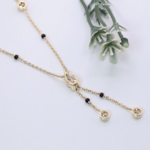 Collier Lariat Mangalsutra Élégant et Luxueux pour Femme en Or Jaune avec Diamant de Laboratoire Taille Poire, Sertissage Bezel et Perles Noires, Idéal pour Mariage - Product Image 3