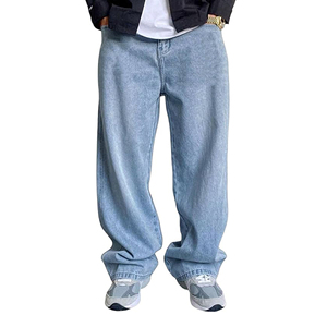 Corte relajado, estilo atemporal: los pantalones vaqueros de pierna ancha para hombre aportan un estilo descontraído en cada tono. Disponible para pedidos al por mayor. - Product Image 5
