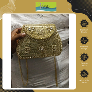Sac à main de soirée élégant et léger en métal perlé avec doublure en soie, très demandé, pour femme, pour cartes et cosmétiques, en cuir véritable - Product Image 2