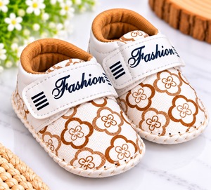 Zapatos de Lona para Bebé, con Estampado Floral, Suaves, con Correa Ajustable, Suela de Raxine Acolchada, para Todas las Temporadas, Qureshi Trading - Product Image 4