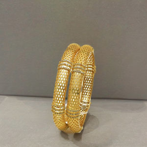 Pulseras de Oro Micronizado de 14K, 18K y 24K al por Mayor con Incrustaciones de Circonitas, Joyería de Diseño Tradicional con Circonitas, Pulseras de Moda con Circonitas - Product Image 5