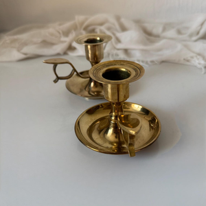 Juego de Candelabros de Latón Estilo Antiguo, Portavelas Cónicos Vintage, Candelabro de Latón Clásico Pulido - Product Image 2