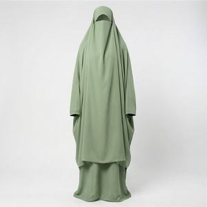Vente en gros de robes de prière musulmanes traditionnelles grande taille, respirantes, légères, à séchage rapide, en polyester, abaya à enfiler pour femmes - Product Image 1