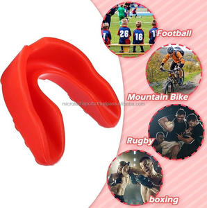 Protège-dents de gymnastique translucide unisexe durable protecteur de meulage des dents d'exercice énergique pour les joueurs de boxe et de basket-ball Muay Thai - Product Image 4