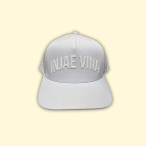 Gorra de Golf Deportiva de 5 Paneles con Logotipo Personalizado, Bordado Láser, Diseño Estructurado, Orificios de Ventilación, Impermeable, con Cuerda, Transpirable - Product Image 1