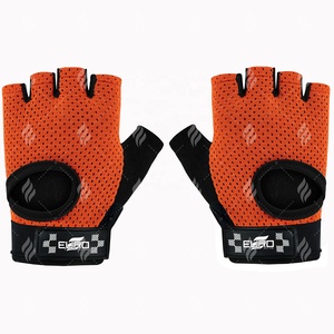 Guantes Deportivos de Alta Calidad para Entrenamiento en Gimnasio y Levantamiento de Pesas con Palma Acolchada y Diseño que Absorbe la Humedad - Product Image 4