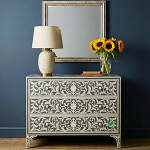 Cómoda de 3 Cajones con Incrustaciones de Hueso Negro, Cómoda Tradicional Hecha a Mano de Madera con Diseño de Incrustaciones Florales, Muebles Antiguos para Dormitorio - Product Image 2