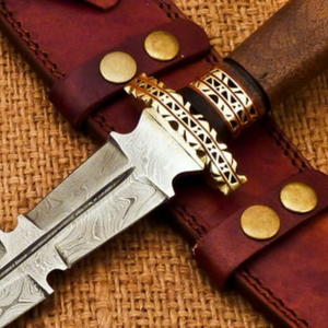 Cuchillo de Damasco Hecho a Mano con Mango de Madera Marrón, Guarda Decorativa Dorada, Hoja Fija con Patrón y Funda de Cuero Marrón - Product Image 2