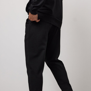 Conjunto de Sudadera de Cuello Redondo y Pantalones Deportivos Personalizados al por Mayor, Diseño Sólido de Gran Tamaño, Conjunto Otoñal para Hombre - Product Image 4