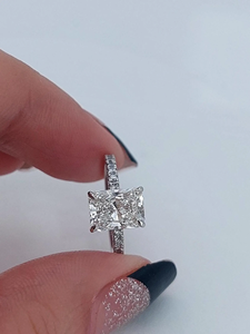 Anillo de compromiso con diamante talla cojín, único, vintage, de 2 quilates, diamante cultivado en laboratorio, oro macizo de 14 quilates, certificado IGI. - Product Image 1