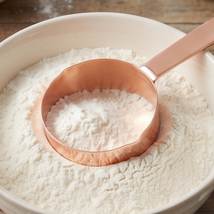 Cuillères doseuses élégantes en cuivre avec manche métallique élégant, outil de cuisine tendance pour des mesures précises en cuisine et en pâtisserie - Product Image 6