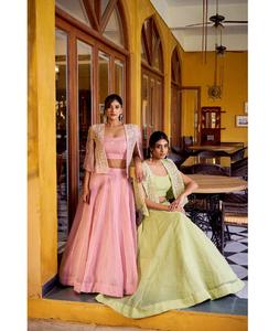 Nuevo y Moderno Lehenga de Material Allnen Crush con Lentejuelas y Bordado de Hilo, Blusa y Koti Elegante para Bodas - Product Image 1
