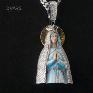 จี้รูปหน้าแมรี่ 3 มิติ เงินแท้ 925 ประดับเพชรโมอิสซาไนต์ VVS เคลือบเงาหรูหรา ชุบทอง 18K จี้ห้อยคอแฟชั่นฮิปฮอป - Product Image 1