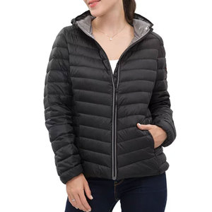 Chaqueta Acolchada Premium para Mujer, Abrigo Aislante Ligero con Capucha para Invierno, Logotipo Personalizado, Fabricante Mayorista OEM - Product Image 1